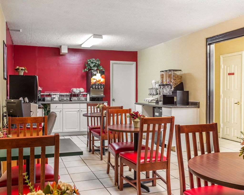 Econo Lodge Richburg Restoran gambar